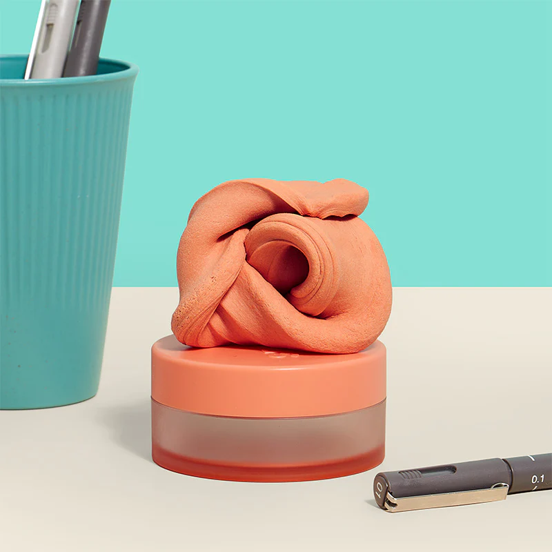 Blur Focus Putty - Image 4